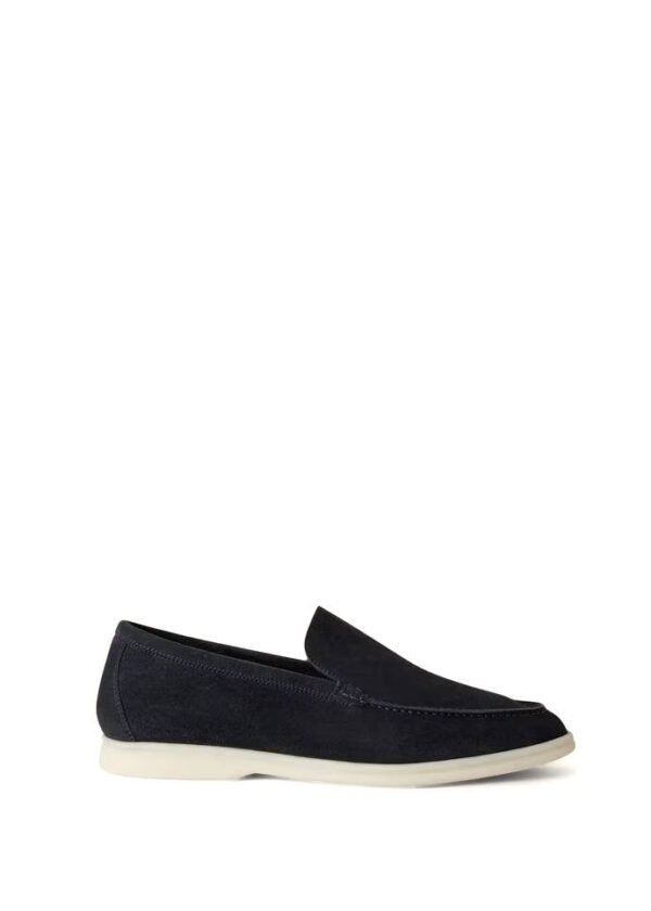 Mocassins Summer Walk