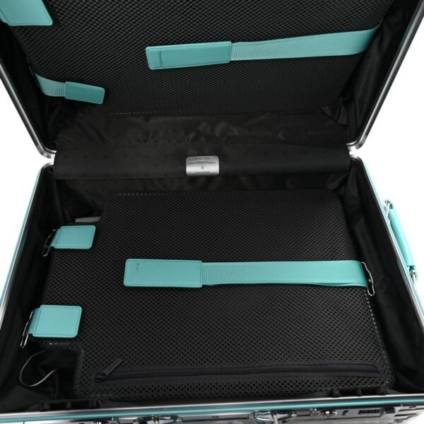 photo_2_2026-05-18_03-17-54 Valise cabine Rimowa x Tiffany & Co. Rock Cut argenté