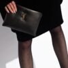 POUCHETTE SAINT LAURENT EN CUIR